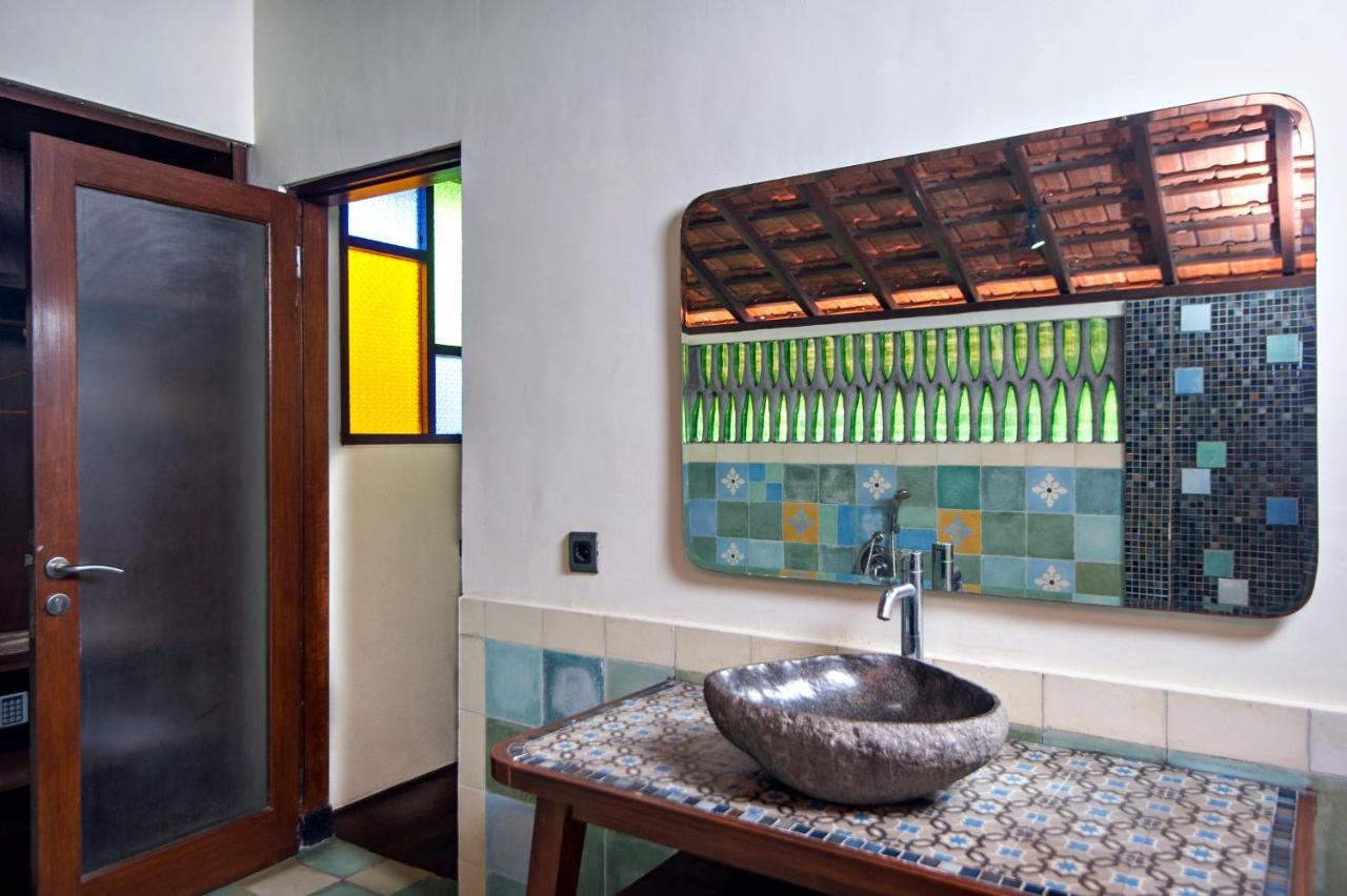 Omah Apik Hotel Ubud Exterior foto